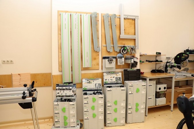 700x450-toheight-90-festool_11_2019_7